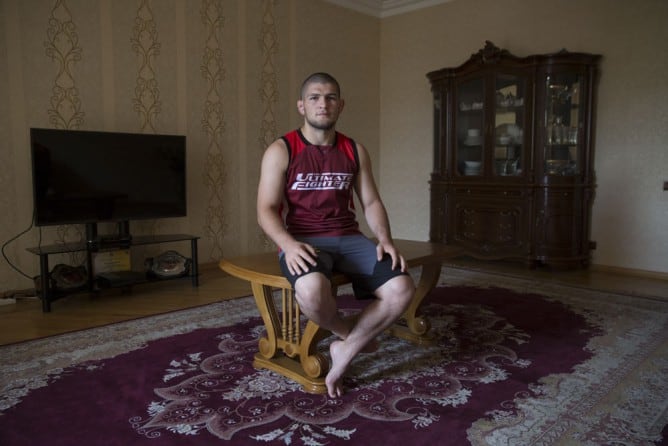 Khabib dirumah bulan ramadhan